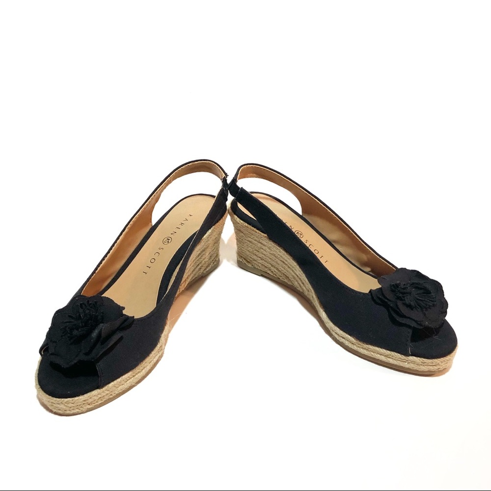 NWOT Karen Scott Dashy Black Wedges